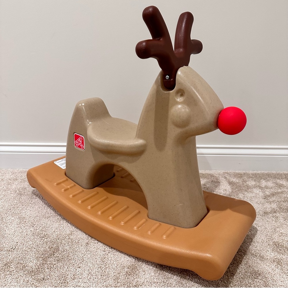 Step2 Rudolph The Rocking Reindeer Toy
